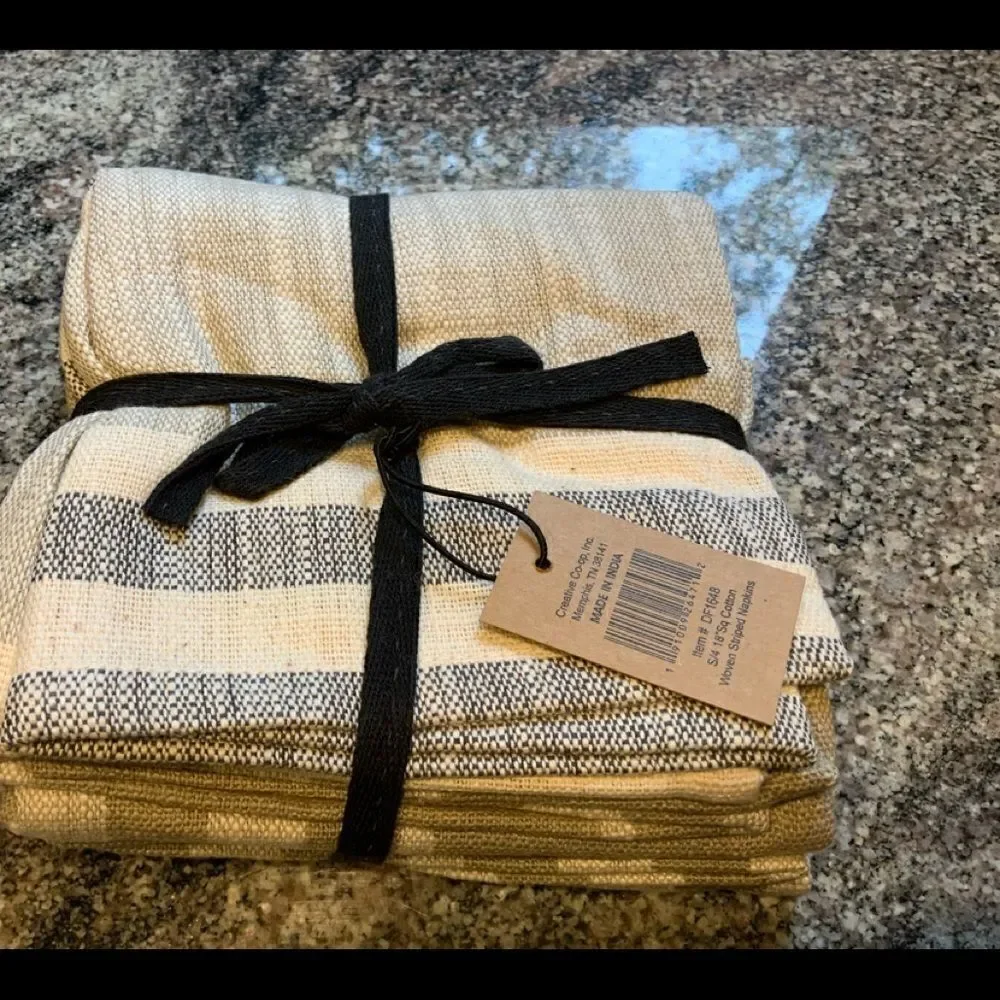 100% Cotton Napkins - NWT Farmhouse charming and trendy beige black